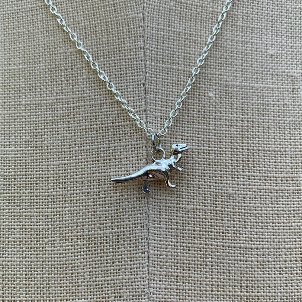 NWT Sterling Silver Plated Chain & Alloy Dinosaur Charm Necklace - Picture 4 of 8